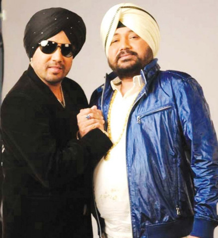 mika singh has given hit numbers like bas ek king mauja hi mauja dil bole hadippa and sawan mein lag gayi aa photos file mika singh has given hit numbers like bas ek king mauja hi mauja dil bole hadippa and sawan mein lag gayi aa photos file