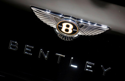 bentley s luxury car range to be fully electric by 2030