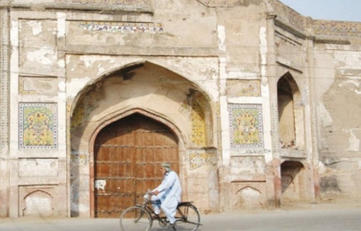 orange line metro train construction of elevated track will compromise heritage sites beauty orange line metro train construction of elevated track will compromise heritage sites beauty