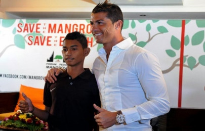 boy who survived indonesia tsunami makes dream move to cristiano ronaldo s boyhood club boy who survived indonesia tsunami makes dream move to cristiano ronaldo s boyhood club