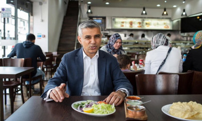 can the son of a pakistani bus driver be the future mayor of london
