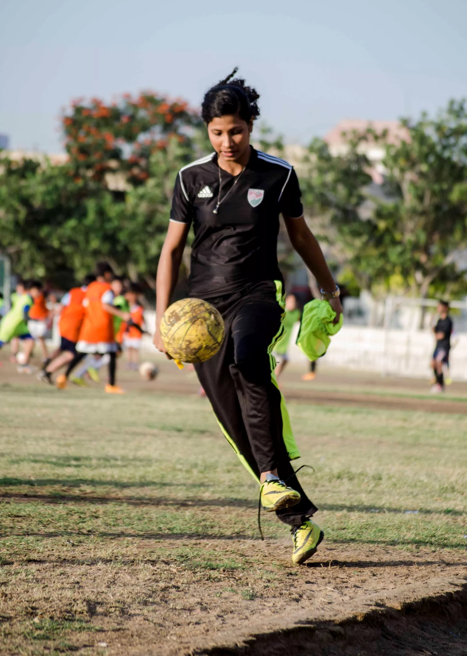 hands full prior to her germany call up hajra had been playing alternatively for pakistan s balochistan united wfc and maldives sun hotels and resorts ft photo rabia s ahmad hands full prior to her germany call up hajra had been playing alternatively for pakistan s balochistan united wfc and maldives sun hotels and resorts ft photo rabia s ahmad