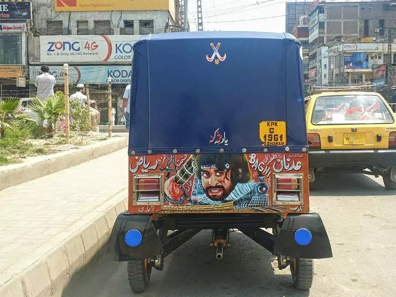 rickshaw drivers decorate vehicles with paintings of violent images design talha khan rickshaw drivers decorate vehicles with paintings of violent images design talha khan