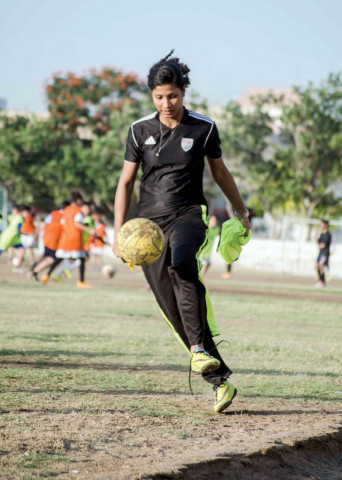 prior to her germany call up hajra had been playing alternatively for pakistan s balochistan united wfc and maldives sun hotels and resorts ft photo rabia s ahmad prior to her germany call up hajra had been playing alternatively for pakistan s balochistan united wfc and maldives sun hotels and resorts ft photo rabia s ahmad