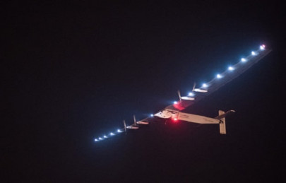 solar impulse arrives in hawaii to complete historic fossil fuel less flight