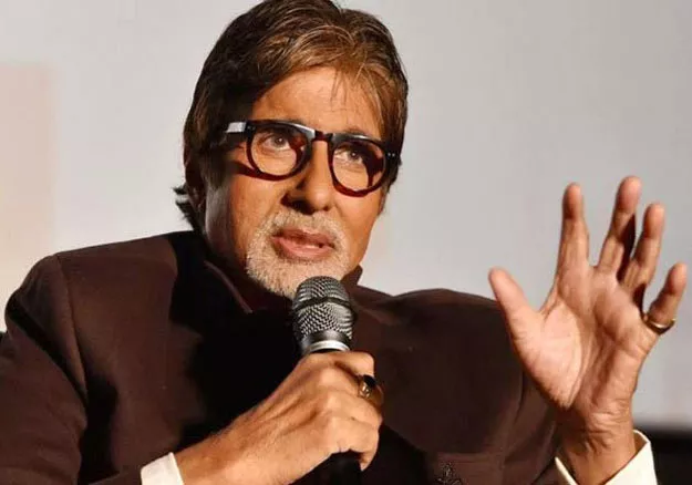 amitabh bachchan was guest of honour at the celebration of the us independence day in mumbai photo indiatvnews amitabh bachchan was guest of honour at the celebration of the us independence day in mumbai photo indiatvnews