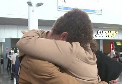 facebook reunites mother with son after 15 years facebook reunites mother with son after 15 years