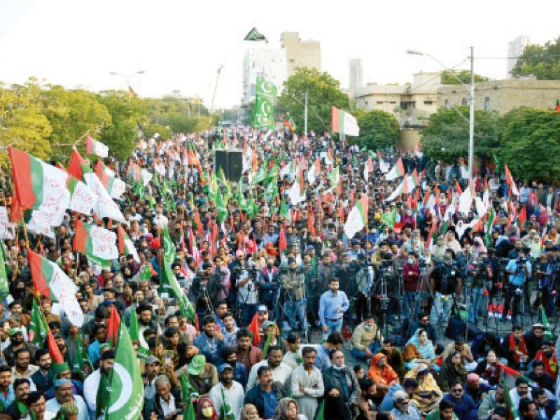 an impressive showing from the muttahida qaumi movement pakistan grand democratic alliance and pakistan tehreek e insaf as they hold a protest against the amended local government bill at fawara chowk photo jalal qureshi express