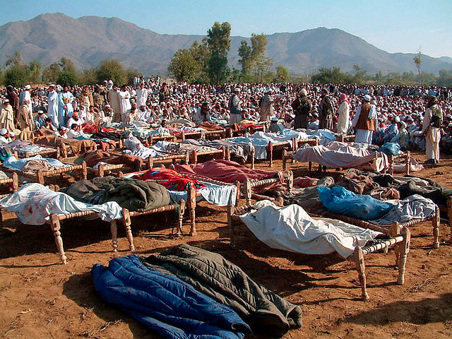 tribespeople pay homage to mwm cleric allama muhammad nawaz irfani photo cmcpk net