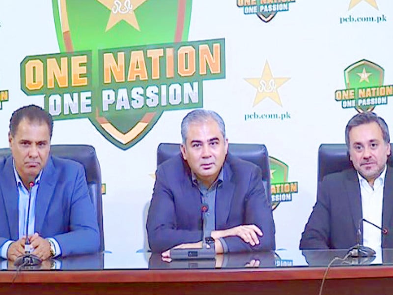 pakistan cricket board chairman mohsin naqvi flanked by former captain waqar younis l and coo salman naseer r addresses a press conference in lahore on monday photo pcb