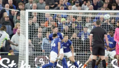 thierno barry s brace inspires everton fightback before jeremy doku s late goal saves manchester city photo afp file