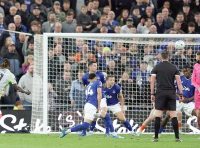 man city held in six goal everton thriller