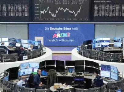brent crude jumps 4 as us strikes iran