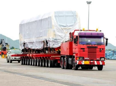 hijacked trailer carrying rs80m cloth recovered in sukkur hijacked trailer carrying rs80m cloth recovered in sukkur