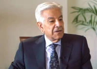 asif rebukes fazl over soldiers sacrifices remarks