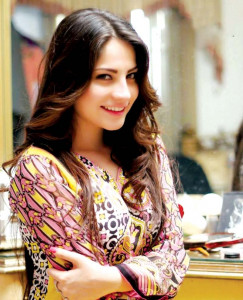 neelam munir gets four bollywood film offers