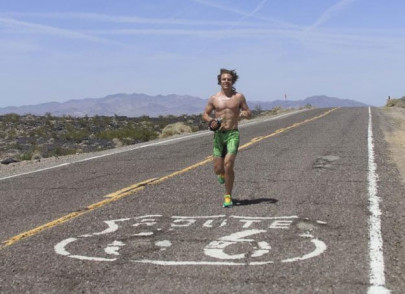 forrest gump inspired runner trying to cross us in 100 days forrest gump inspired runner trying to cross us in 100 days