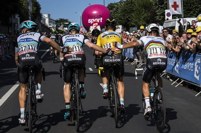 martin was the second yellow jersey wearer to crash out of the race photo afp