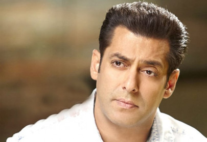 salman khan condemns false messages being circulated in his name