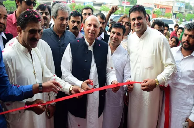 ejaz chaudhry says pti will inflict a decisive defeat on pml n photo express ejaz chaudhry says pti will inflict a decisive defeat on pml n photo express