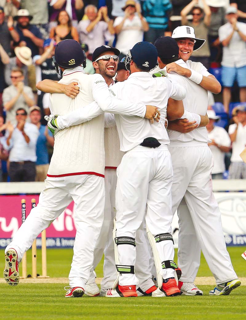 england named an unchanged 13 man squad for the second ashes test at lord s next week after the side thrashed australia by 169 runs in cardiff on saturday to take a 1 0 series lead photo afp