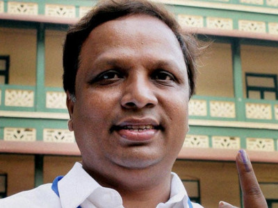 bjp censures shiv sena over negative remarks on nawaz modi meeting