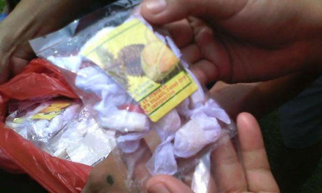 at least 1 925 people in southern philippines mostly schoolchildren fall sick after eating fruit flavoured candy at least 1 925 people in southern philippines mostly schoolchildren fall sick after eating fruit flavoured candy