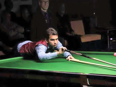 the first pakistani hamza to feature in the snooker professional circuit