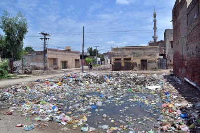 on duty waste workers to ensure cleanliness on eid on duty waste workers to ensure cleanliness on eid