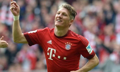 manchester united signal title intent with double swoop