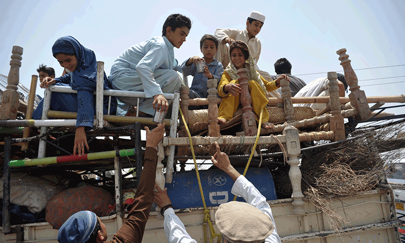 tribespeople will return to their homes in 14 villages of sararogha 12 of sarwakai and 21 of tiaraz photo afp