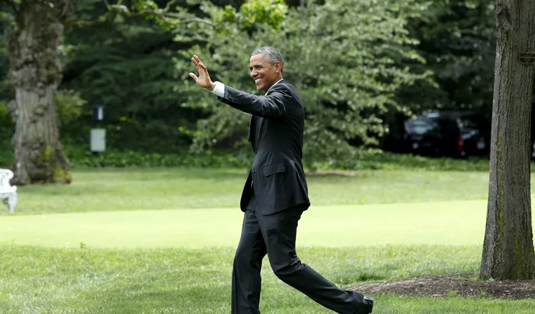 us president barack obama waves as he walks on the south lawn of the white house in washington before his departure to durant oklahoma july 15 2015 photo reuters us president barack obama waves as he walks on the south lawn of the white house in washington before his departure to durant oklahoma july 15 2015 photo reuters