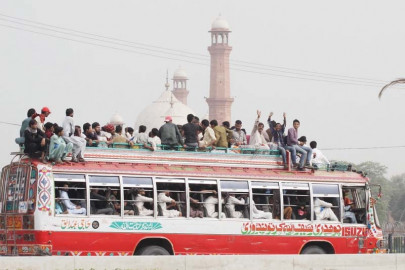 no smooth sailing travelling easy ahead of eid no mean feat no smooth sailing travelling easy ahead of eid no mean feat