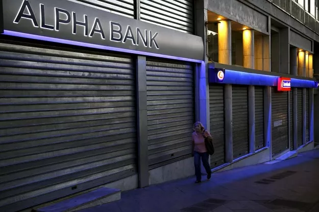 the number of greeks at risk of poverty rises between 2008 and 2013 to over 44 per cent photo reuters the number of greeks at risk of poverty rises between 2008 and 2013 to over 44 per cent photo reuters