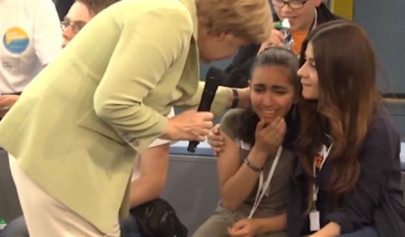 palestinian teen who sobbed before merkel can stay on in germany media