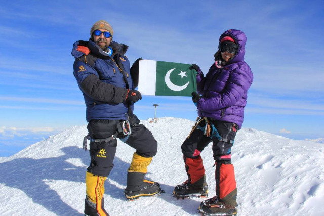 mountaineering duo samina baig and mirza ali are currently trying to scale k 2 photo express mountaineering duo samina baig and mirza ali are currently trying to scale k 2 photo express