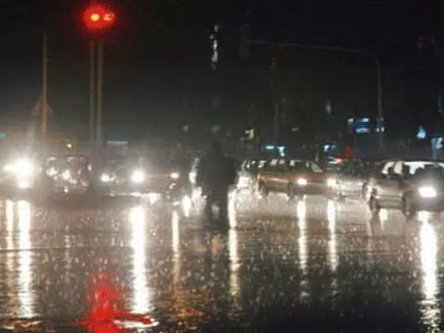 heavy rain shower in different areas of karachi photo file heavy rain shower in different areas of karachi photo file