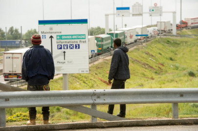 pakistani migrant dies after attempt to enter channel tunnel pakistani migrant dies after attempt to enter channel tunnel