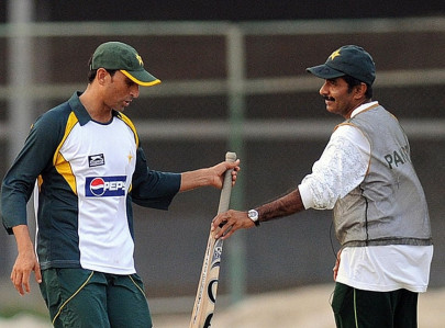 younus must be heard on his desire to play odis javed miandad