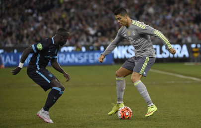 football lights up mcg ronaldo dazzles as real rip city apart