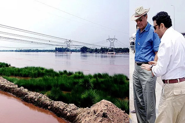 the minister said flow in chenab at trimmu was 90 000 cusecs photo nni the minister said flow in chenab at trimmu was 90 000 cusecs photo nni