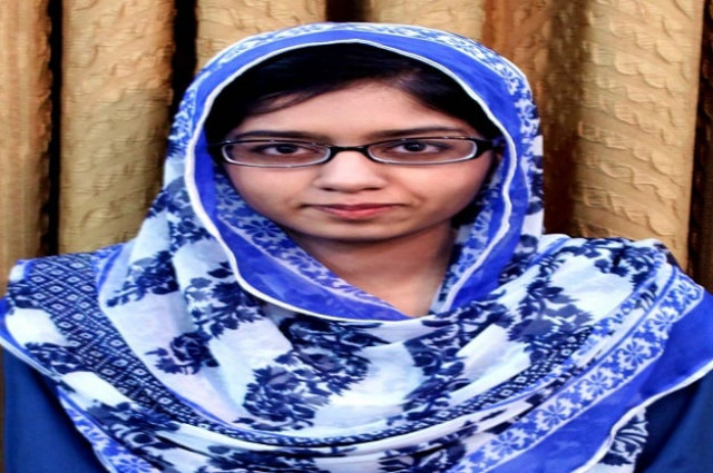 shafaq zahid who secured first position photo express shafaq zahid who secured first position photo express