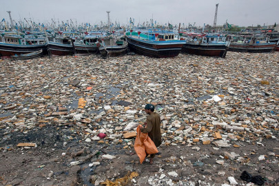 three pakistani cities among most polluted cities in the world