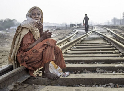 this is what the face of the poorest of poor in pakistan looks like