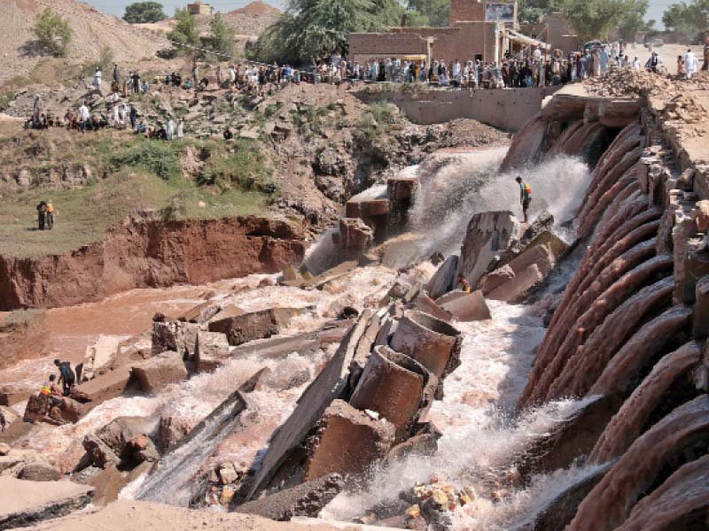 collapsed bridge over bara river photo express