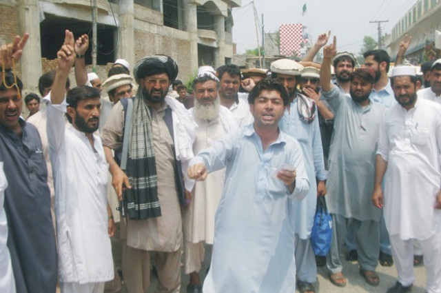 tribesman demands payment of cash grants to displaced persons photo express tribesman demands payment of cash grants to displaced persons photo express