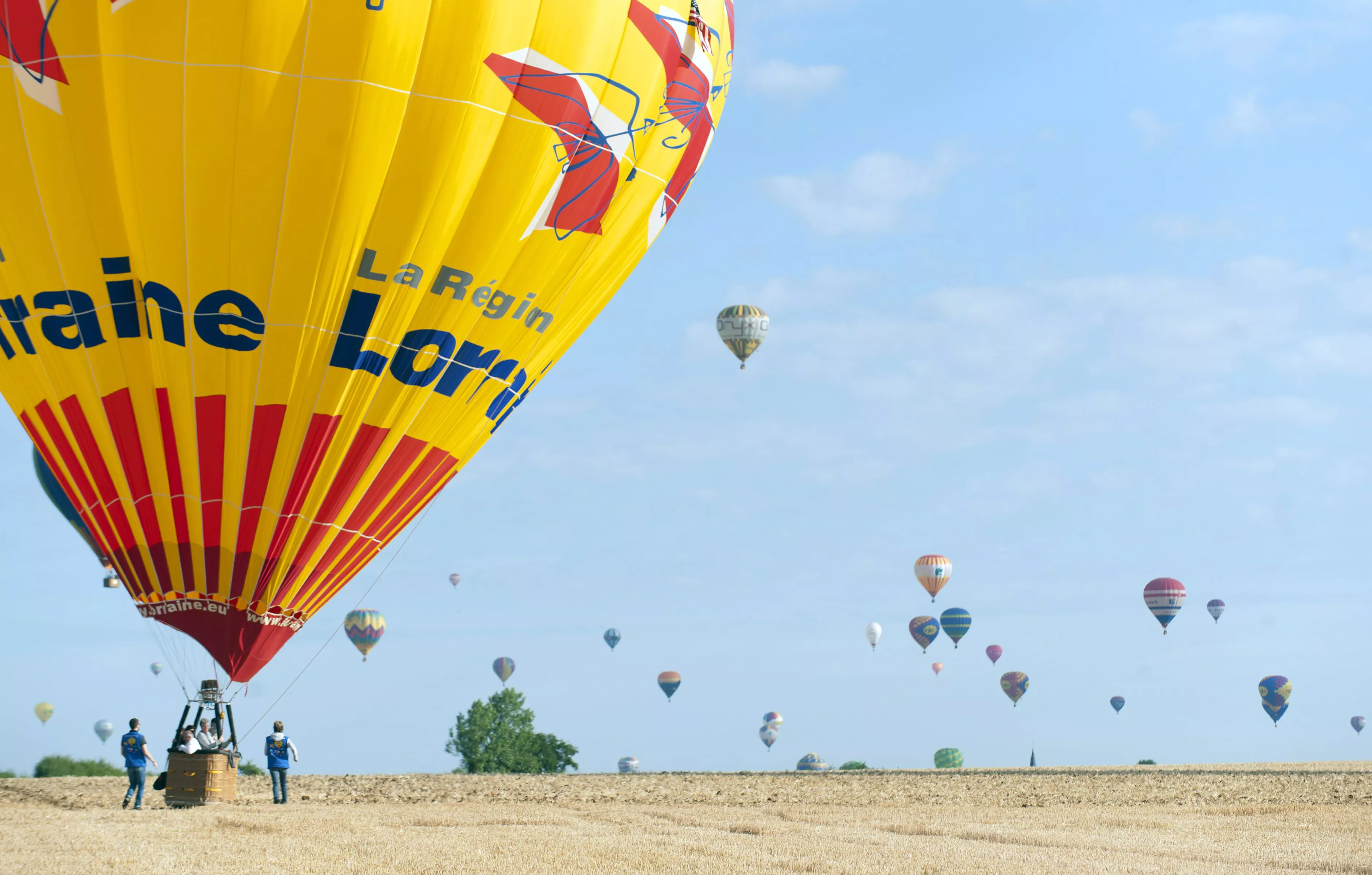 hot air balloons fly near chambley bussieres eastern france on july 26 2015 on the first day of the international air balloon meeting 039 lorraine mondial air ballons 039 photo afp hot air balloons fly near chambley bussieres eastern france on july 26 2015 on the first day of the international air balloon meeting 039 lorraine mondial air ballons 039 photo afp