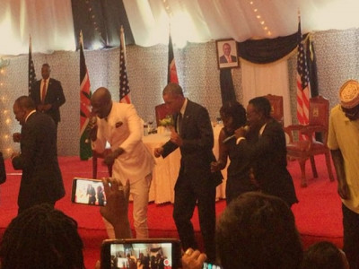 obama shows off his moves to kenya s version of gangnam style