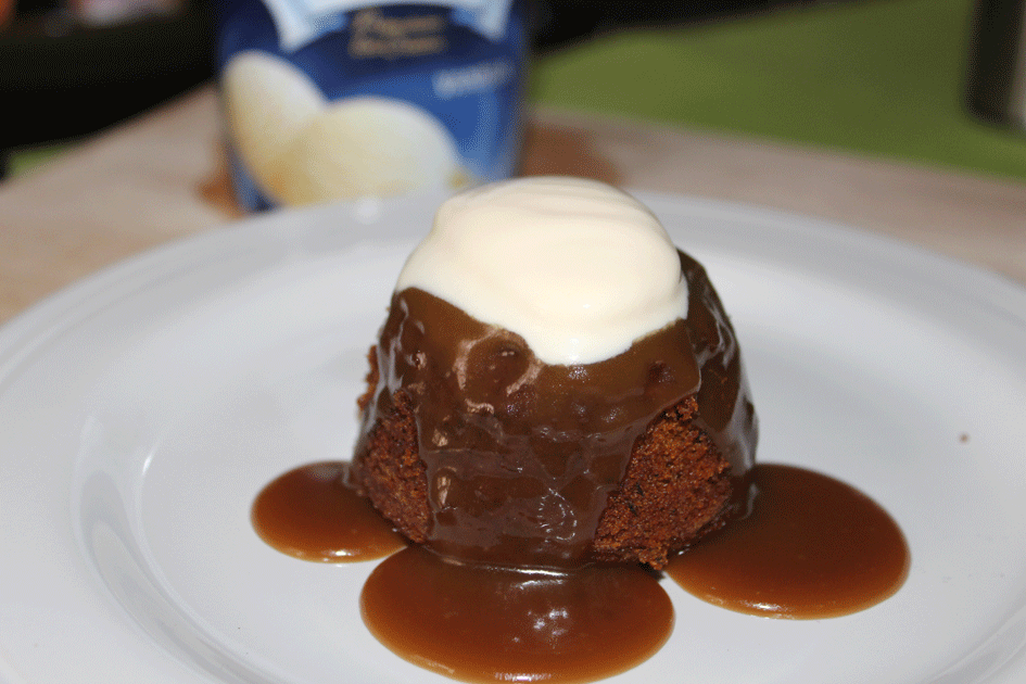 sticky toffee pudding photo sumayia asif