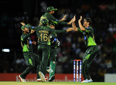 pakistan move up to eighth in odi rankings